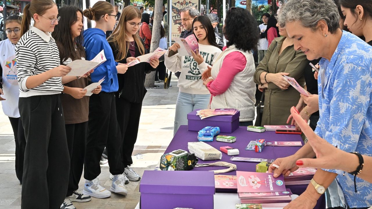 Manisa Büyükşehir’den “Dünya Kız Çocukları Günü” etkinliği
