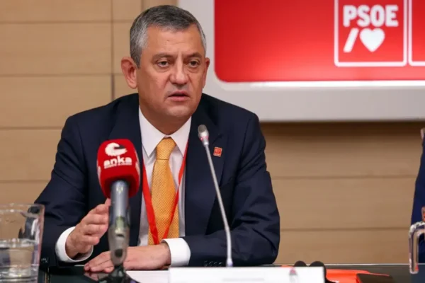 Özel: Dünyanın aksine Türkiye’de sosyal demokrasi ...
