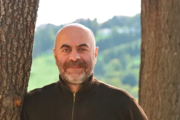 Yönetmen Ezel Akay’dan gözaltı sonrası ilk açıklam... Yönetmen Ezel Akay’dan gözaltı sonrası ilk açıklam...